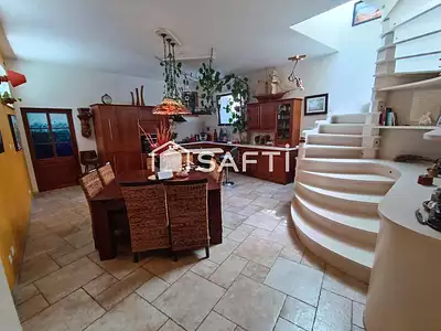 Maison, 208 m²