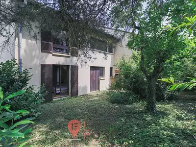Maison, 166 m²