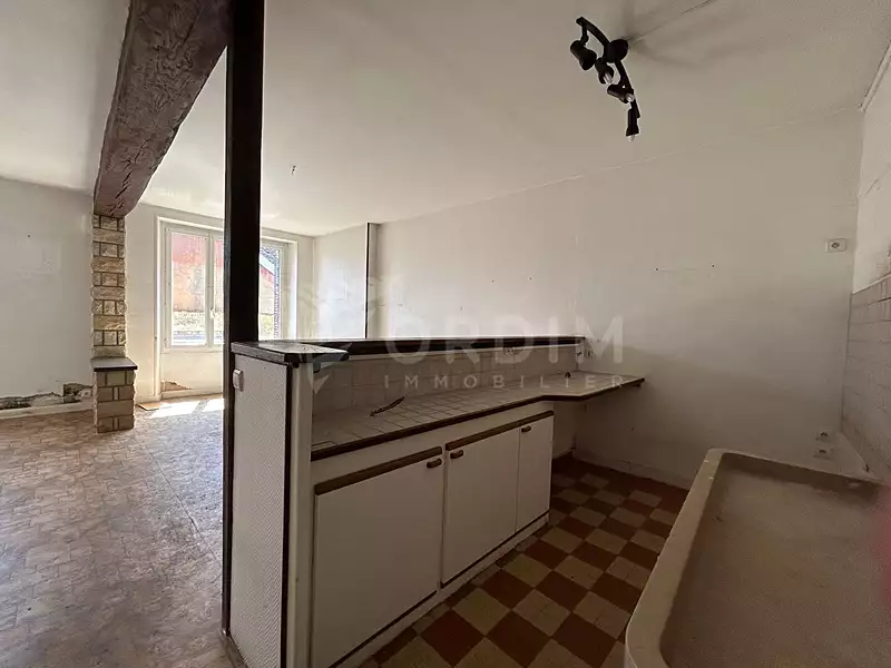 Immeuble, 282,67 m²