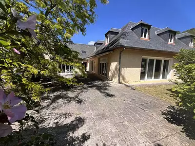 Maison, 350 m²