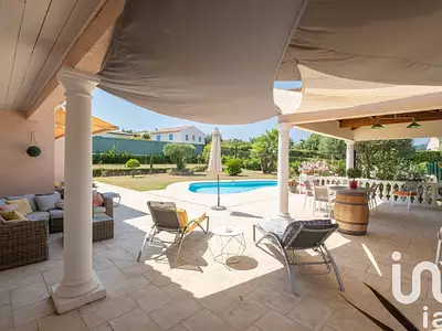 Maison, 267 m²