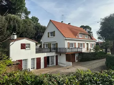Maison, 270 m²