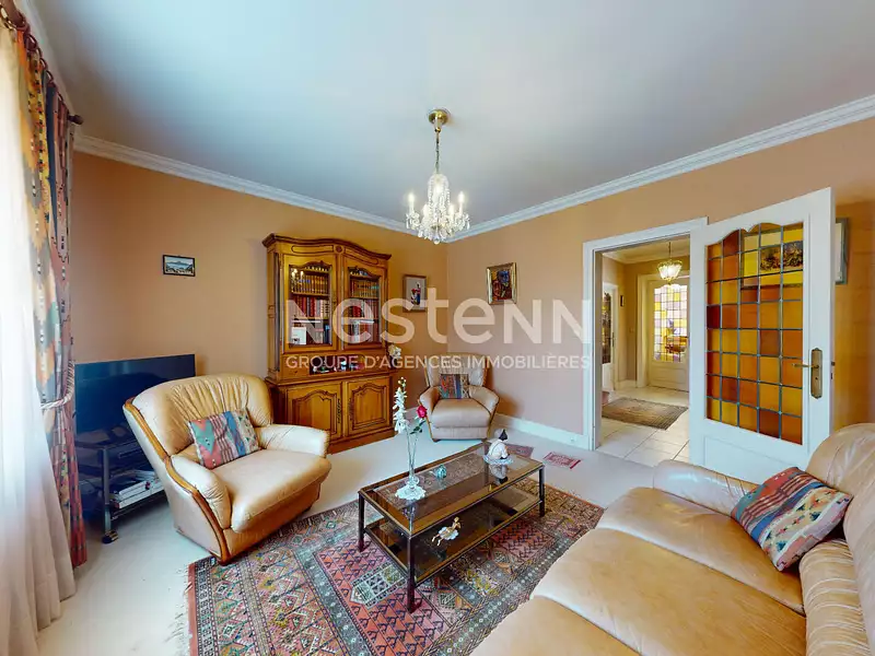 Maison, 201 m²