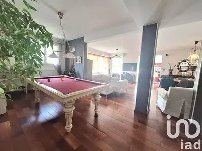 Maison, 167 m²