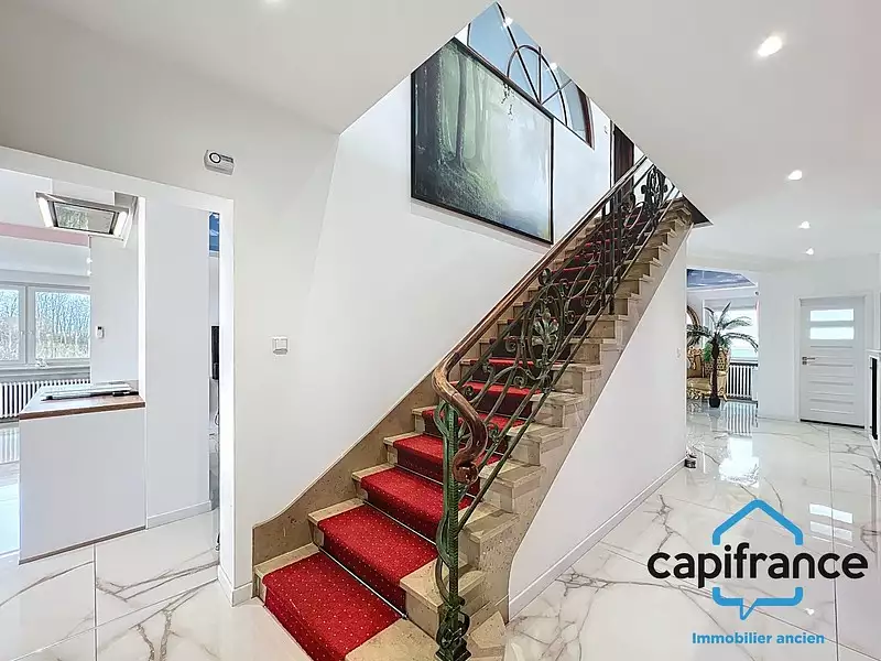 Maison, 275 m²