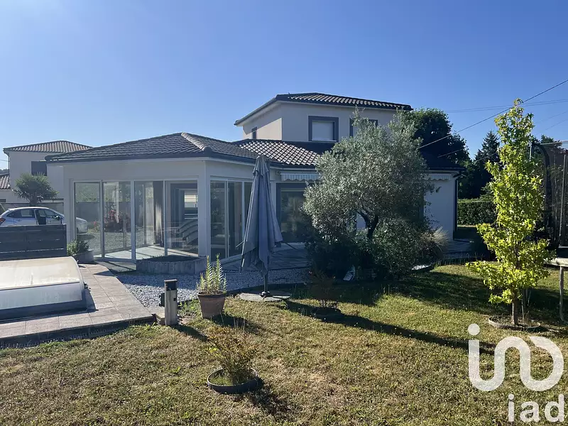Maison, 162 m²