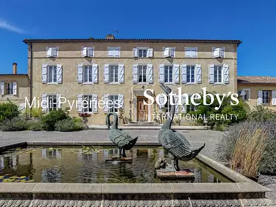 Maison, 728 m²