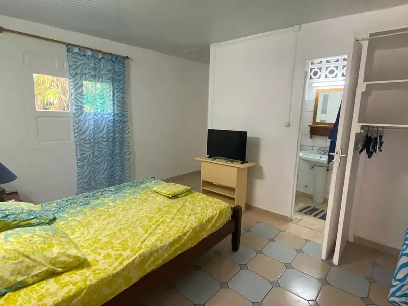 Immeuble, 648 m²