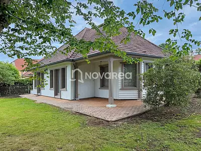 Maison, 166 m²