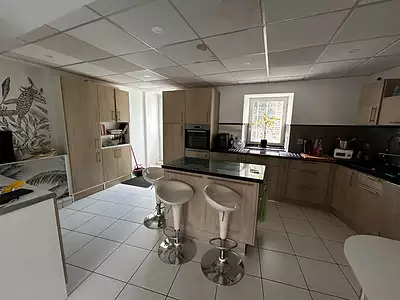 Maison, 252 m²