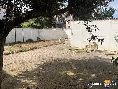 Terrain, 240 m²