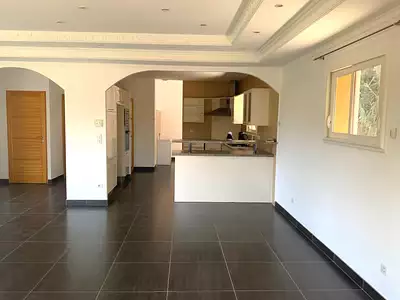 Maison, 161 m²