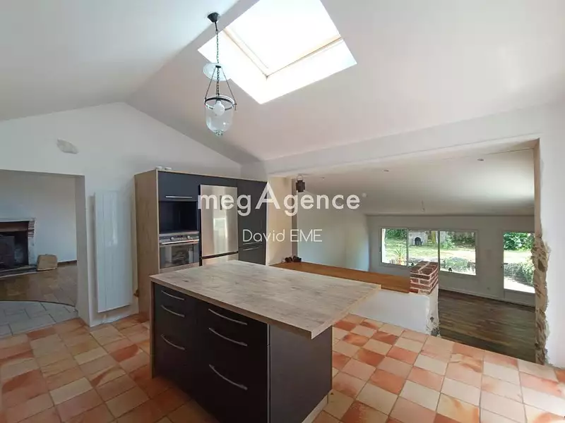 Maison, 183 m²