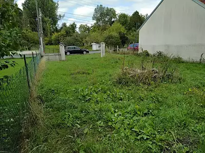 Terrain, 654 m²