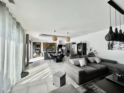 Maison, 206 m²