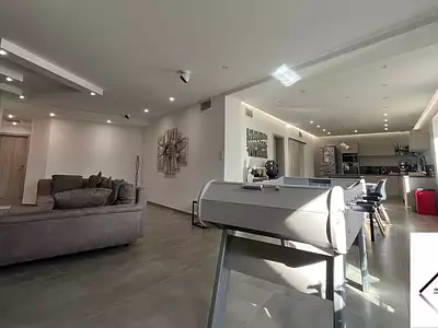 Appartement, 163 m²