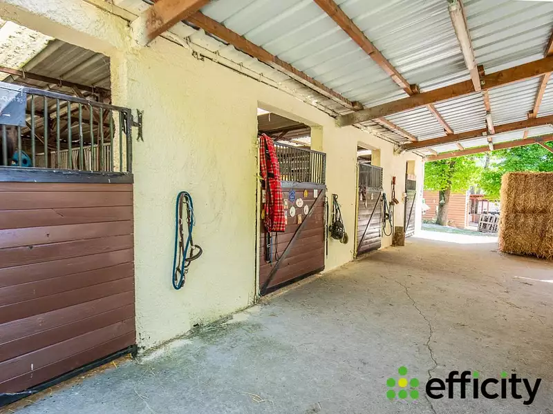 Maison, 246 m²