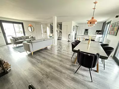 Maison, 157 m²