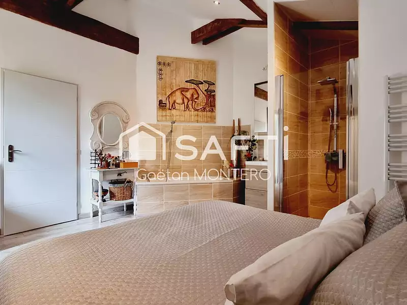 Maison, 204 m²