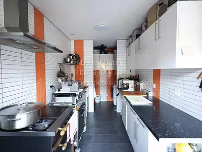 Maison, 207 m²