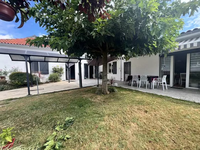 Maison, 104 m²