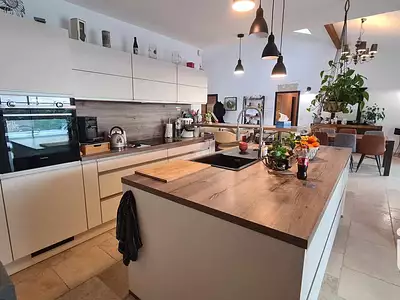 Maison, 180 m²