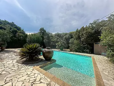 Maison, 220 m²