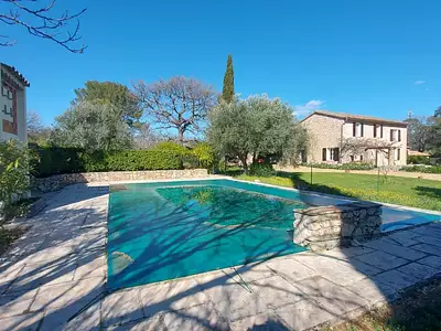 Maison, 230 m²