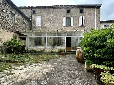 Maison, 220 m²