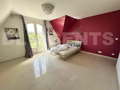 Maison, 320 m²