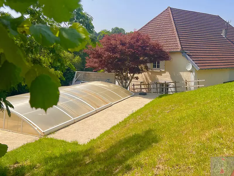 Maison, 215 m²