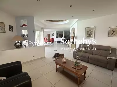 Maison, 350 m²