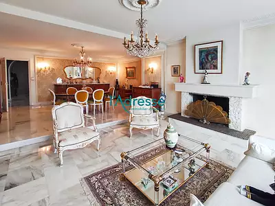 Maison, 238 m²