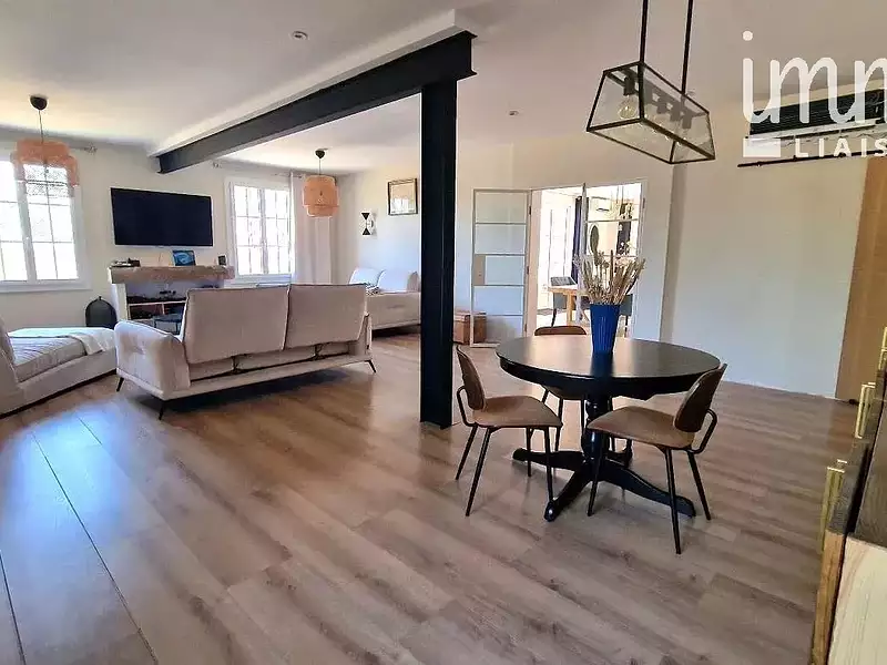 Maison, 190 m²