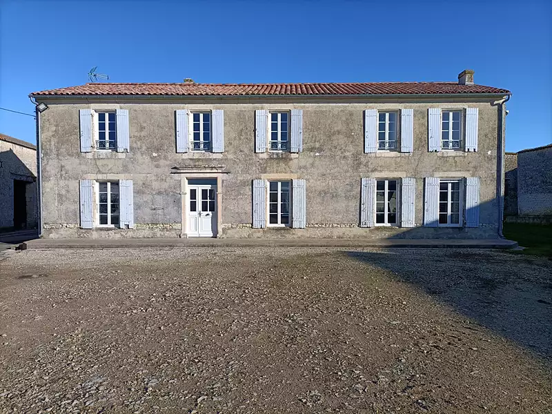 Maison, 253,46 m²