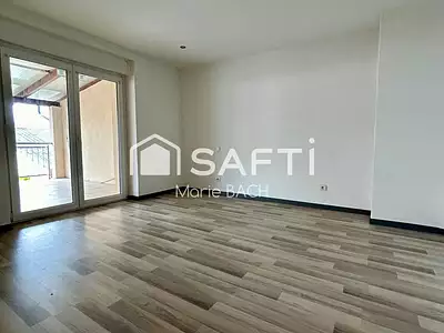 Immeuble, 180 m²