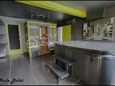 Maison, 247 m²