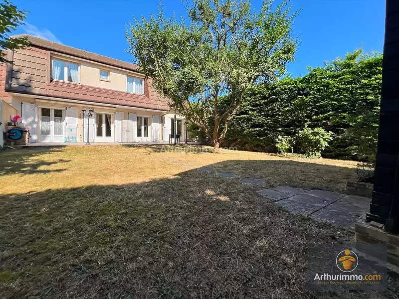 Maison, 155 m²