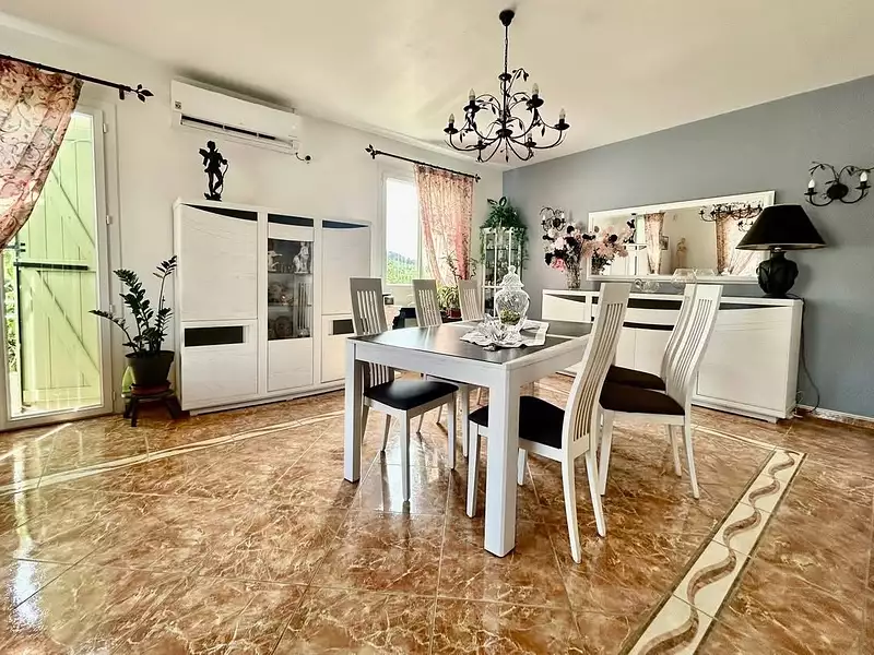 Maison, 154 m²