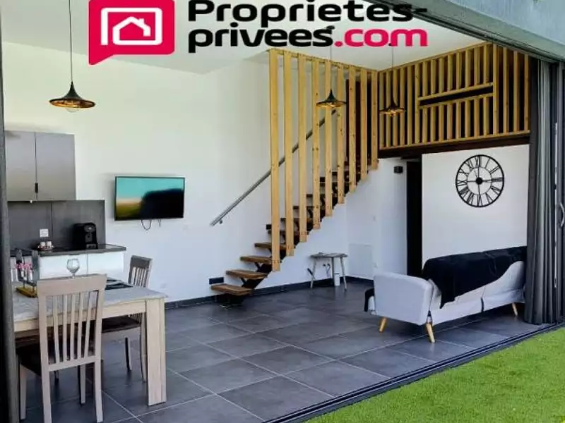 Maison, 225 m²