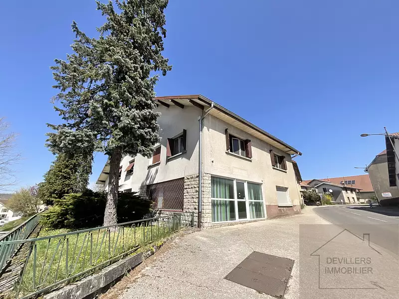 Immeuble, 372,31 m²