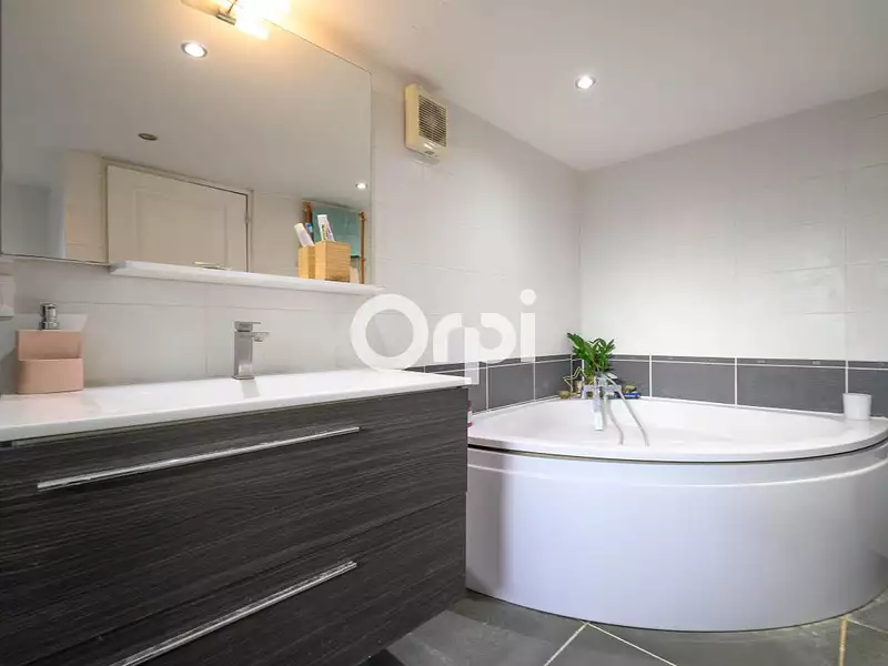 Maison, 106 m²