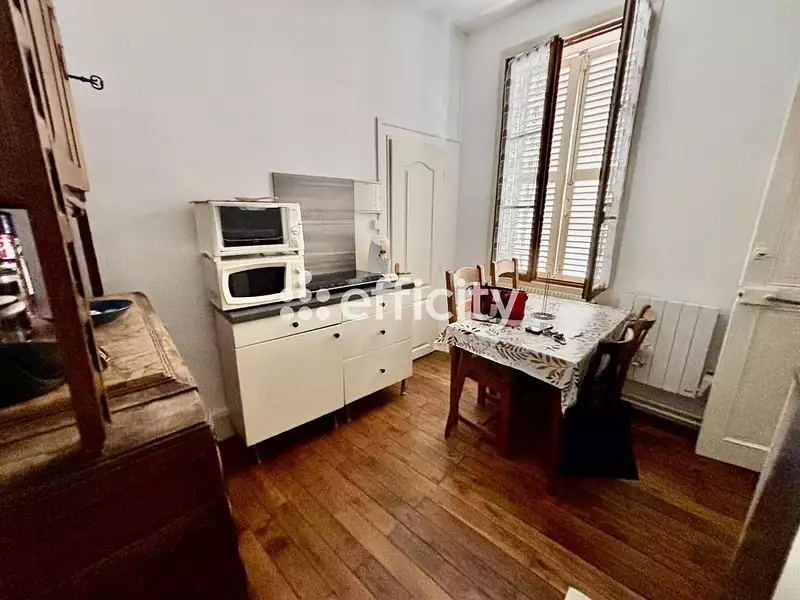 Immeuble, 118 m²