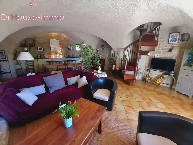 Maison, 330 m²