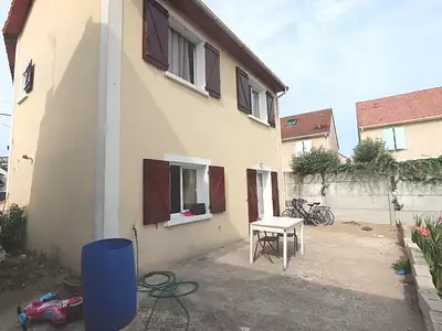 Maison, 98 m²