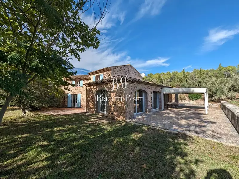 Maison, 311 m²