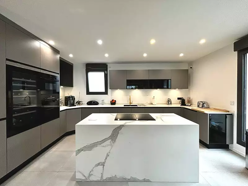 Maison, 181 m²