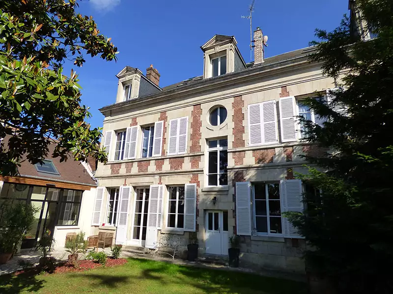 Maison, 600 m²