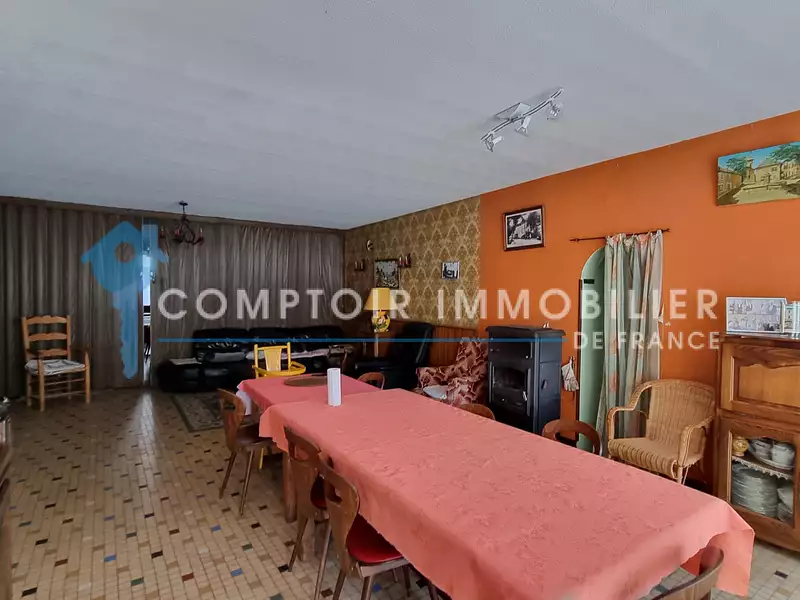 Maison, 280 m²