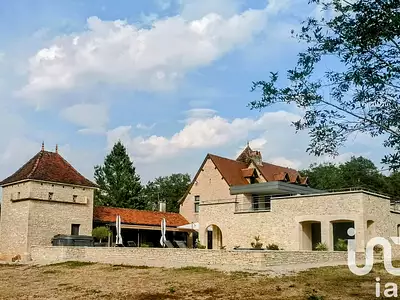 Maison, 250 m²